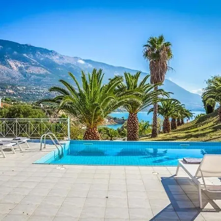 Sleeps 6 Pool Air Con Wifi Karavádhos